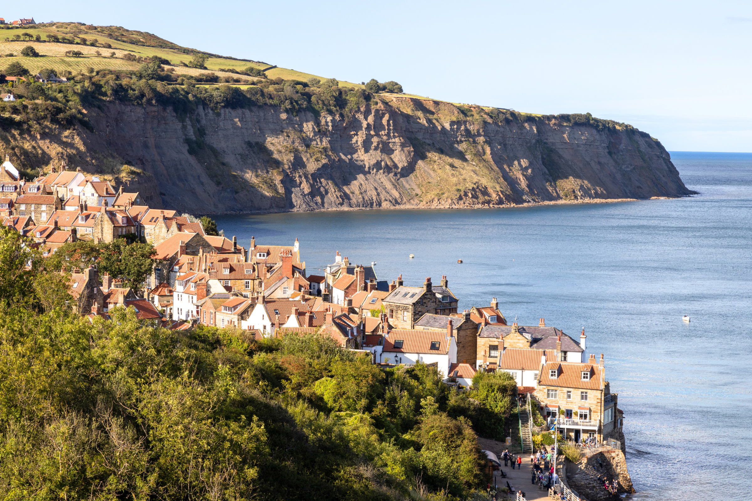 23_Robin_Hood's_Bay[1].webp